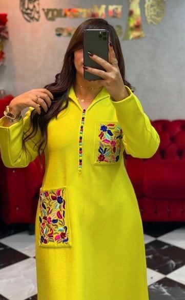 جلابة بثوب سخون مطروزة بالألوان