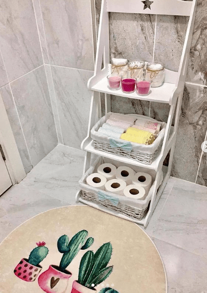 جولة في حمام صغير