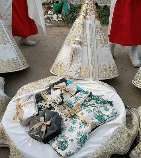 دفعة من طيافر الدفوع وهدايا العروس المغربية